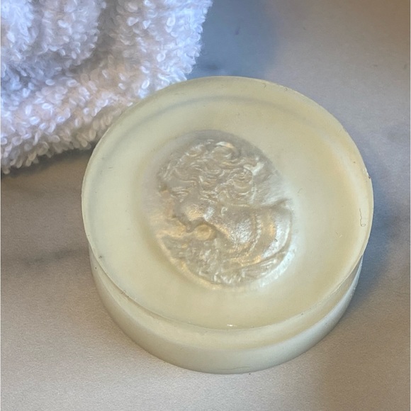 3 Bars Silver Cameo Soap Bar Set, Handmade, ( PRICE IS FIRM ) - Picture 4 of 8